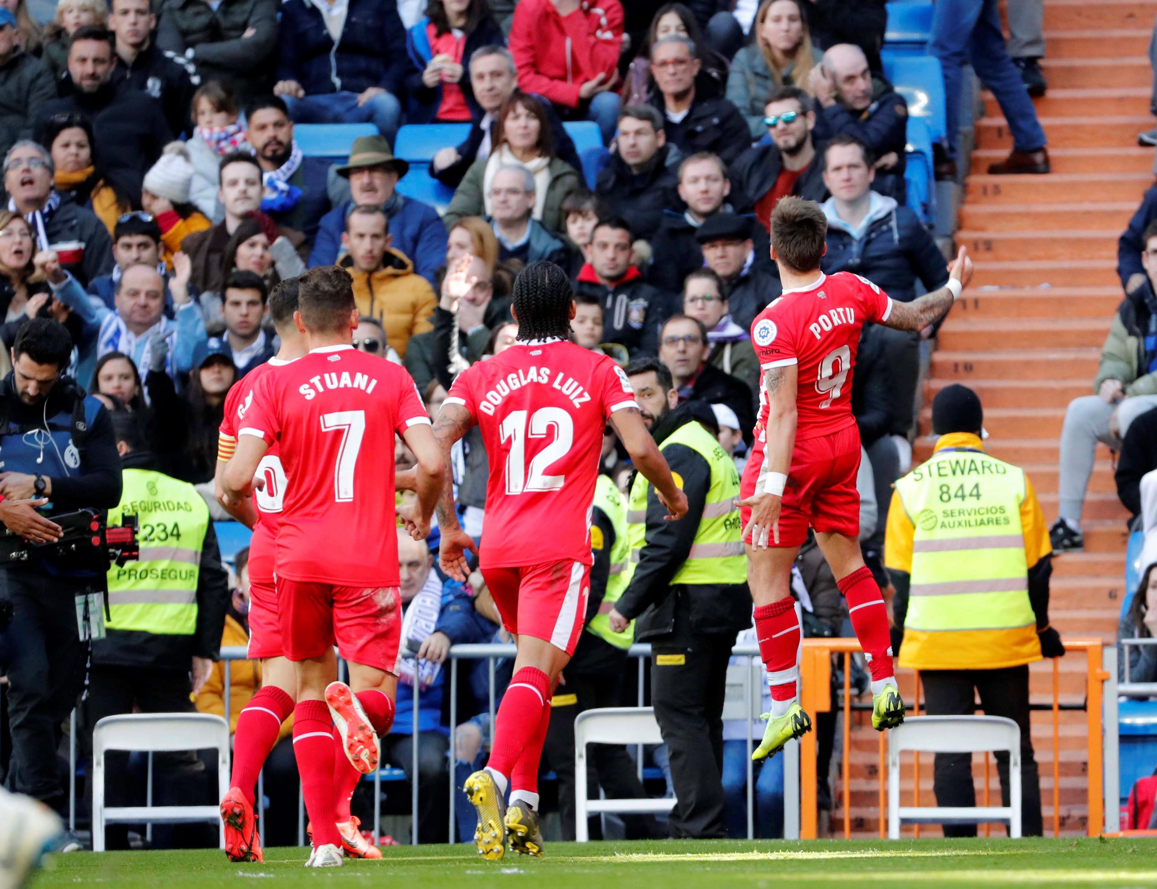 男篮亚洲杯12人平均年龄超27岁！球迷：高诗岩还是雷蒙能打出来？.