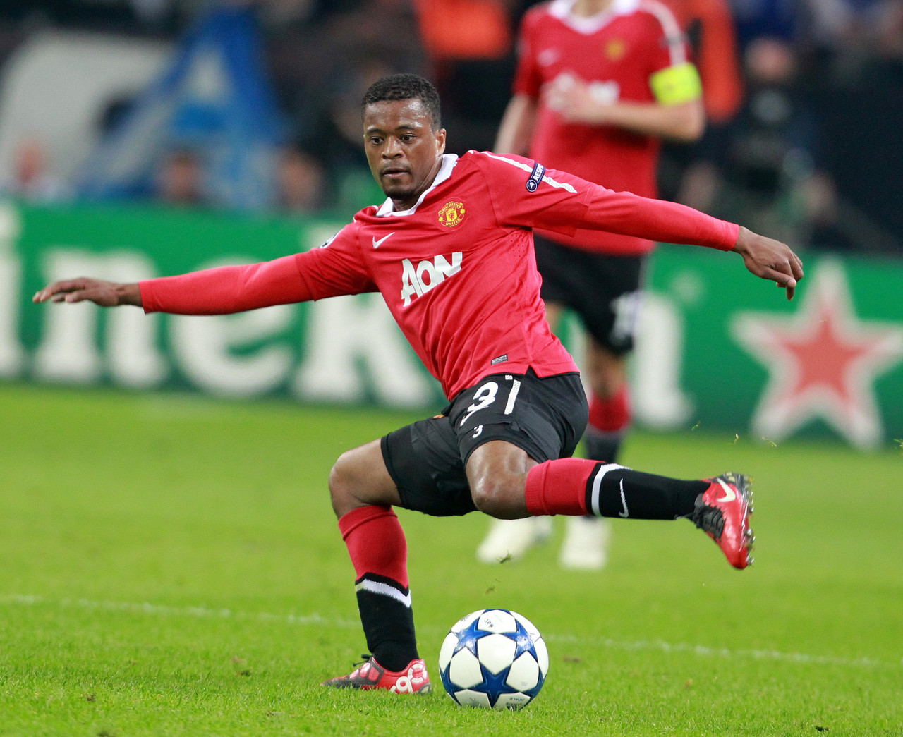 中卫受伤情 中卫受伤情